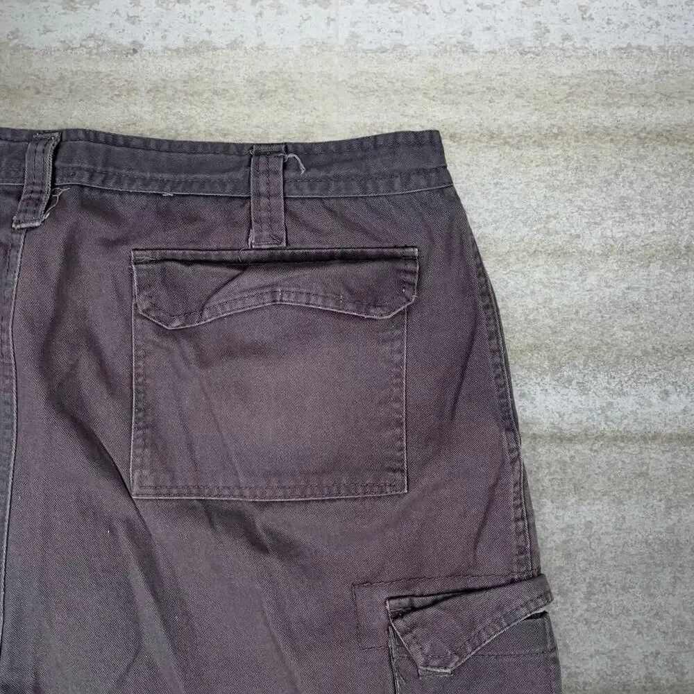 Vintage Y2K Rugged Wear Cargo Shorts 38x10 Baggy Wide Leg Fit Chocolate Brown - Picture 3 of 4